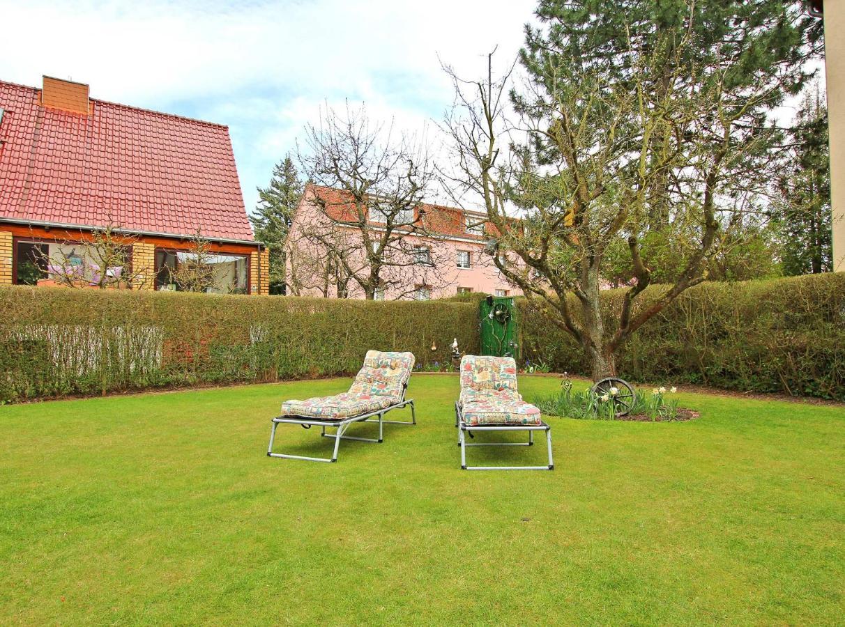 Ferienwohnung Waren See 8921 エクステリア 写真